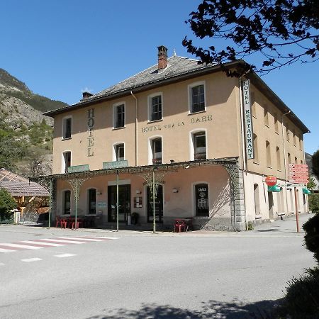 Hotel La Gare เอลาร์จองทิเอร์-ลา-เบสซี ภายนอก รูปภาพ