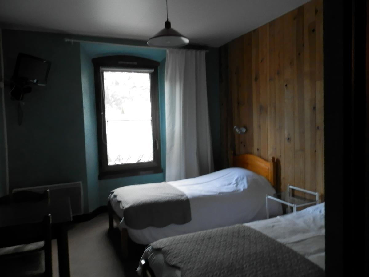 Hotel La Gare เอลาร์จองทิเอร์-ลา-เบสซี ภายนอก รูปภาพ