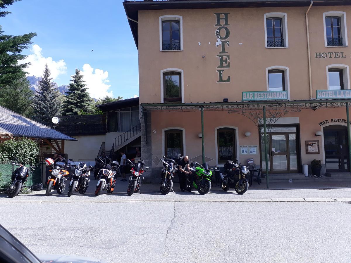 Hotel La Gare เอลาร์จองทิเอร์-ลา-เบสซี ภายนอก รูปภาพ